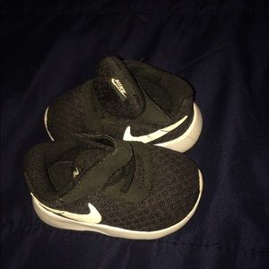 Infant nikes